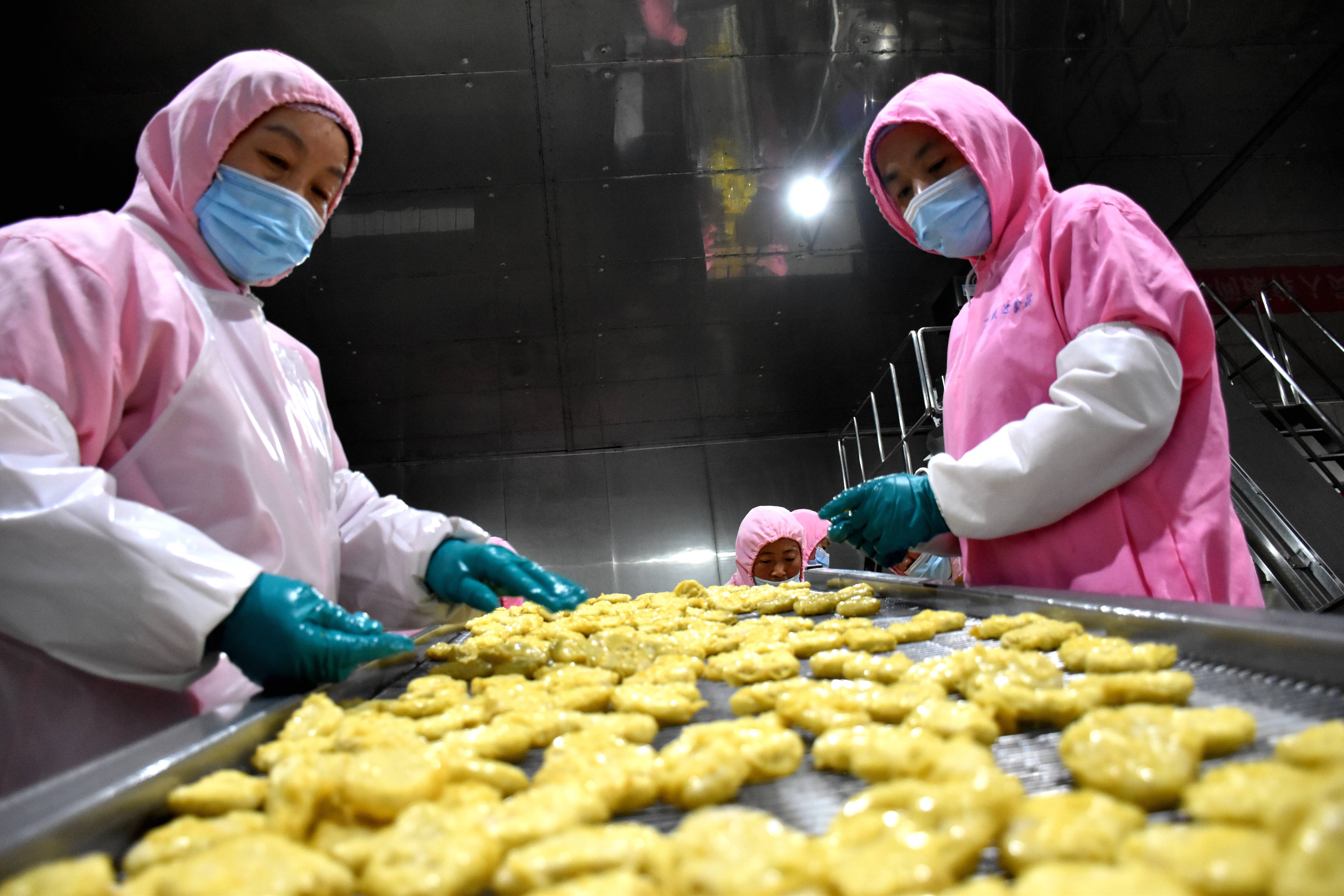 諸城石橋子 食品銷售新路徑，奮力把預(yù)制菜做成鄉(xiāng)村振興的“硬菜”